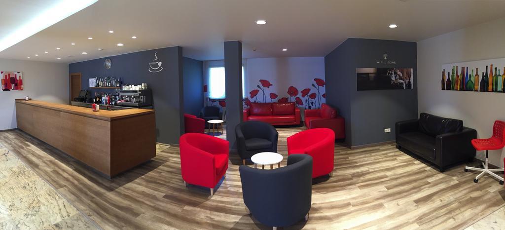 Hotel Santome Санксенсо Екстериор снимка